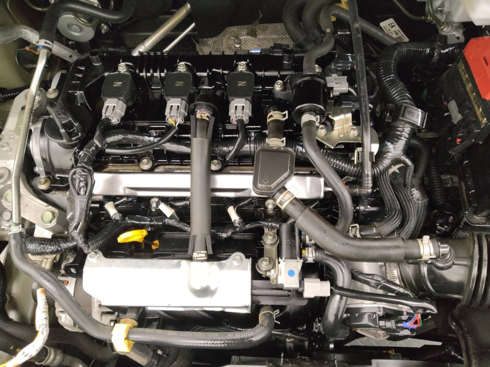 Used 2021 Nissan Versa SV image 30