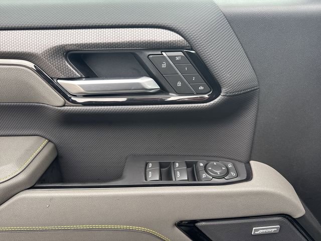 Used 2025 Chevrolet Silverado 1500 ZR2 w/ Technology Package image 23