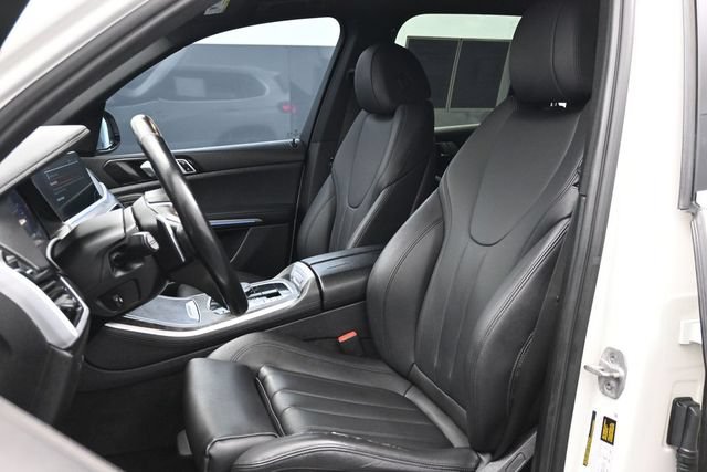 Used 2022 BMW X5 xDrive40i AWD/4WD image 5