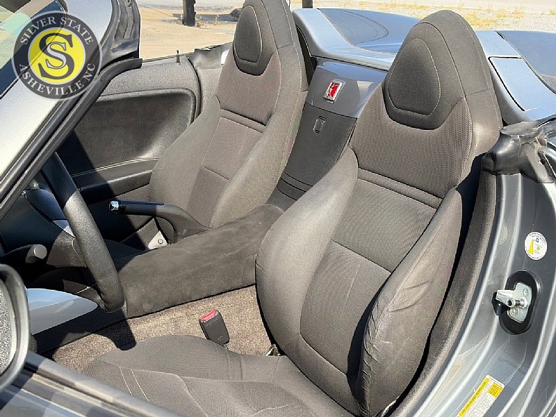 Used 2007 Saturn Sky RWD image 13