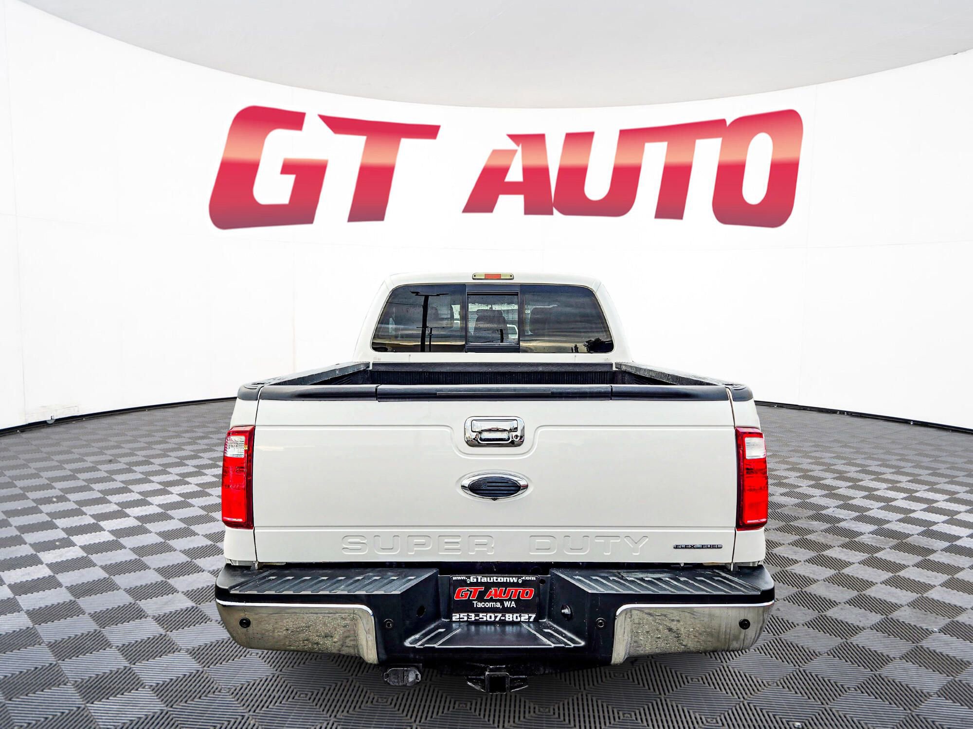 Used 2016 Ford F250 Lariat w/ Lariat Ultimate Package image 6