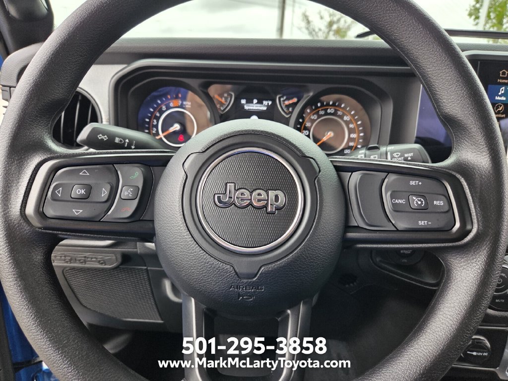 Used 2026 Jeep Wrangler Sport AWD/4WD image 20