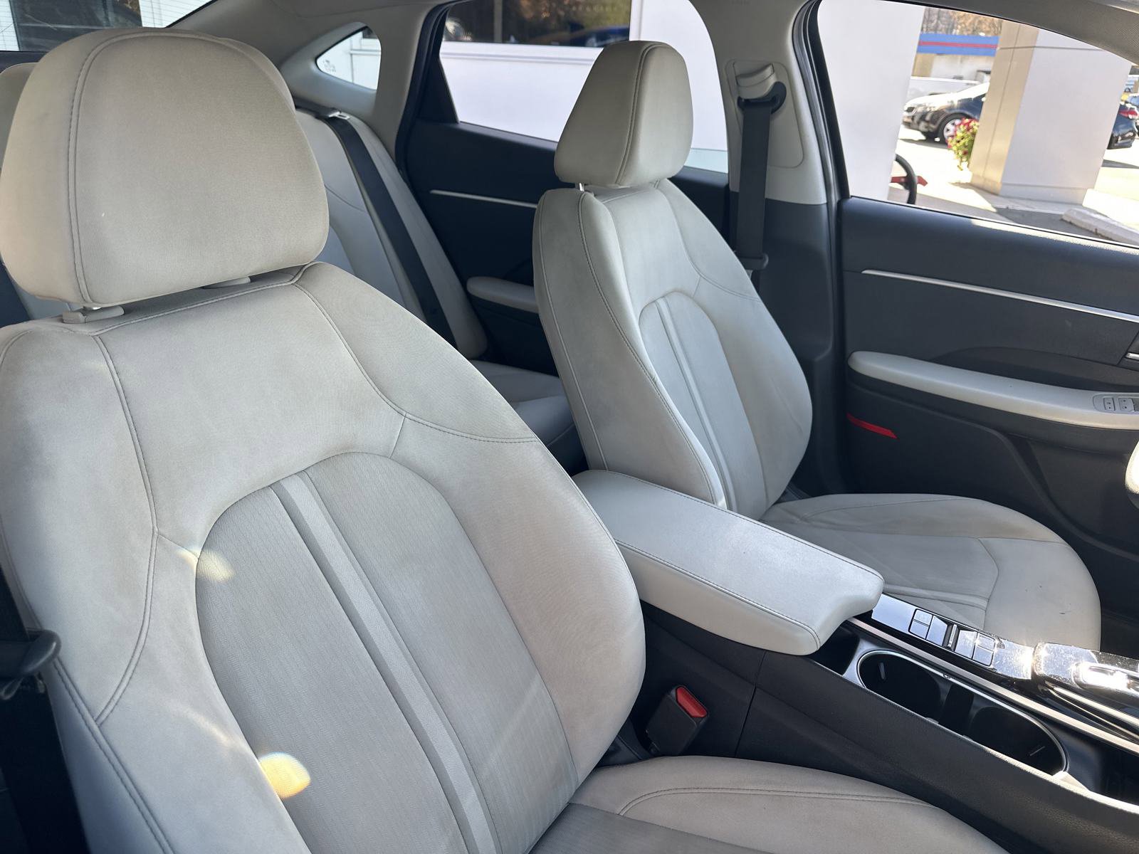 Used 2022 Hyundai Sonata SE image 28