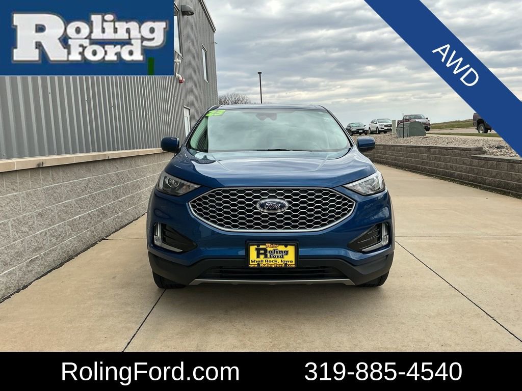 Used 2023 Ford Edge SEL w/ Convenience Package image 4