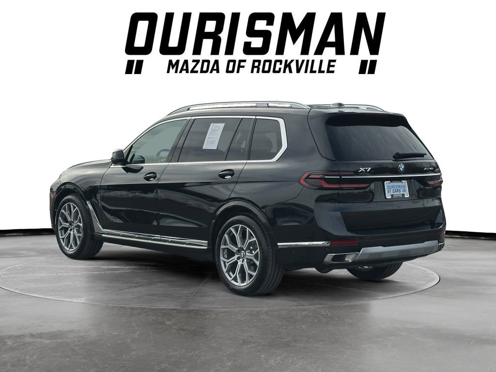 Used 2025 BMW X7 xDrive40i image 4