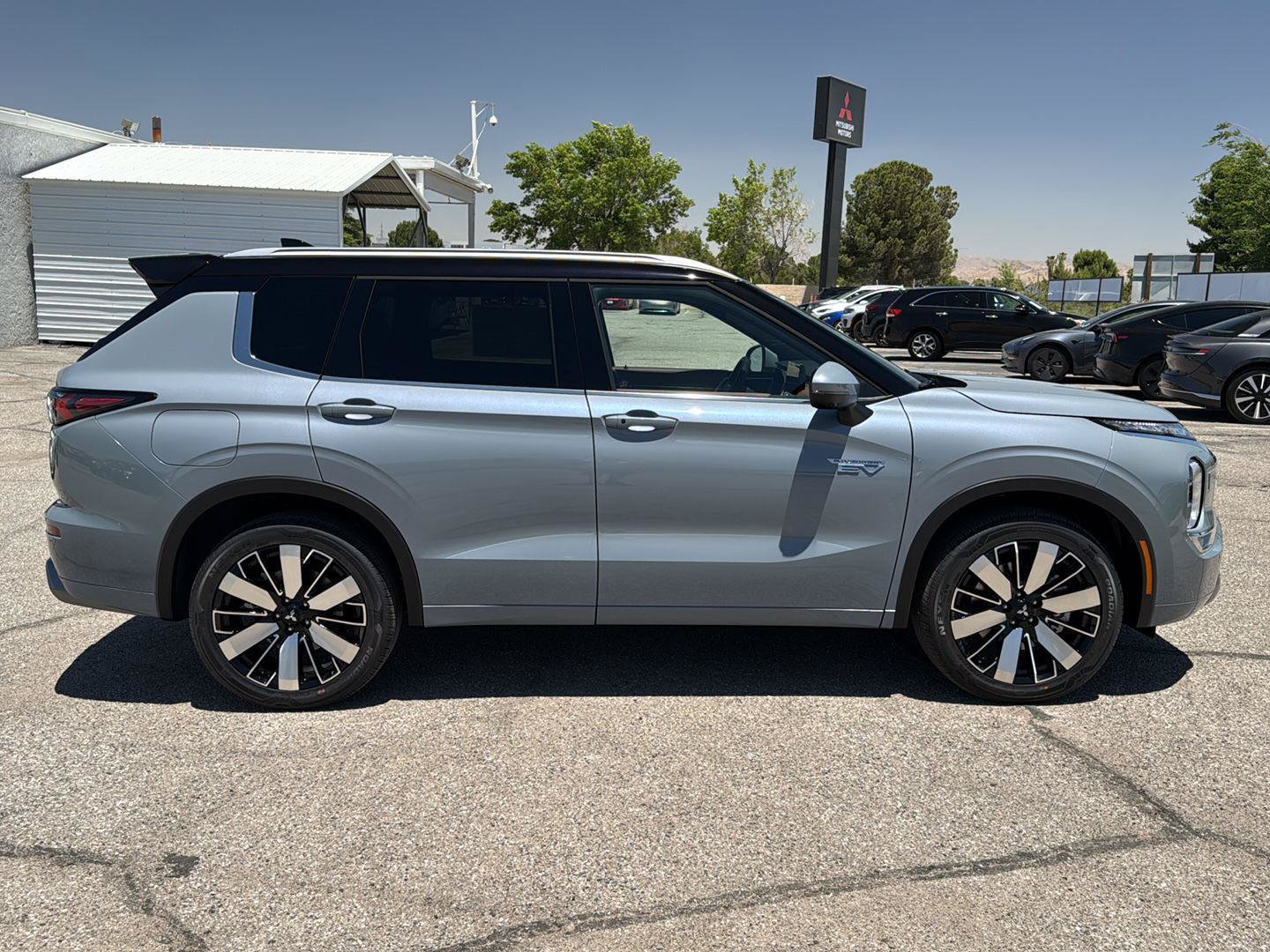 New 2026 Mitsubishi Outlander SEL AWD/4WD image 9