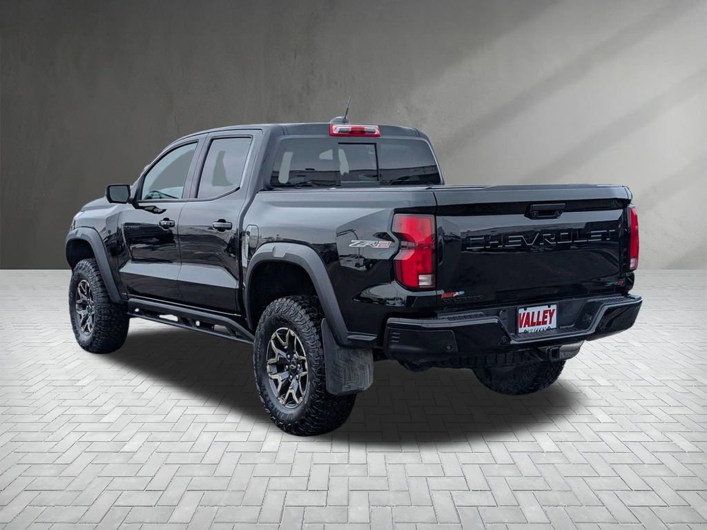Used 2024 Chevrolet Colorado ZR2 w/ Technology Package image 7