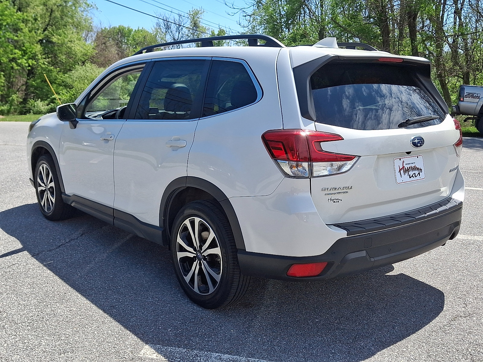 Used 2023 Subaru Forester Limited w/ Popular Package #2 AWD/4WD image 4