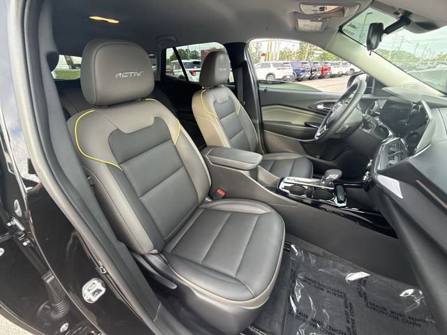 Used 2025 Chevrolet Trax ACTIV w/ Driver Confidence Package FWD image 23