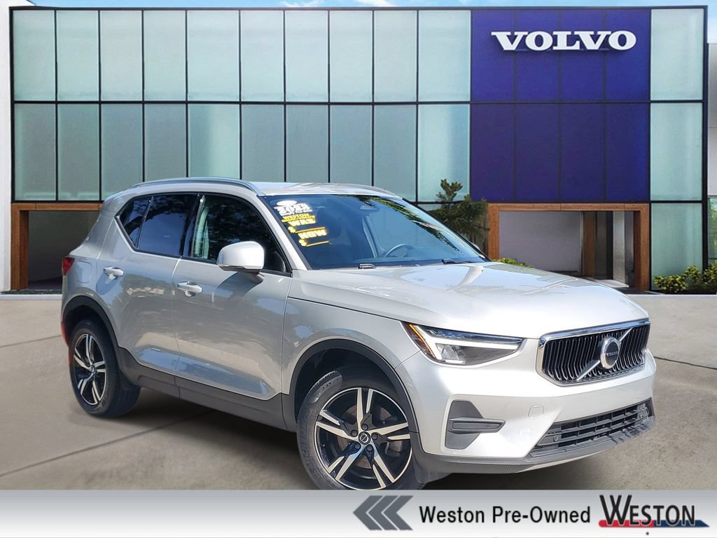 Certified 2023 Volvo XC40 B4 Core w/ Convenience Package