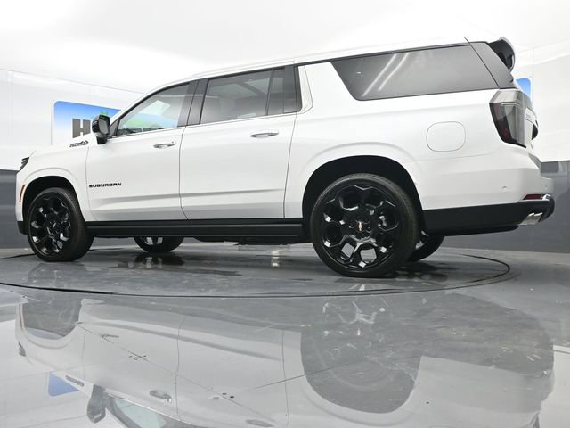 New 2025 Chevrolet Suburban High Country image 24