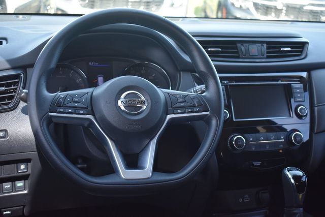 Used 2018 Nissan Rogue S FWD image 17