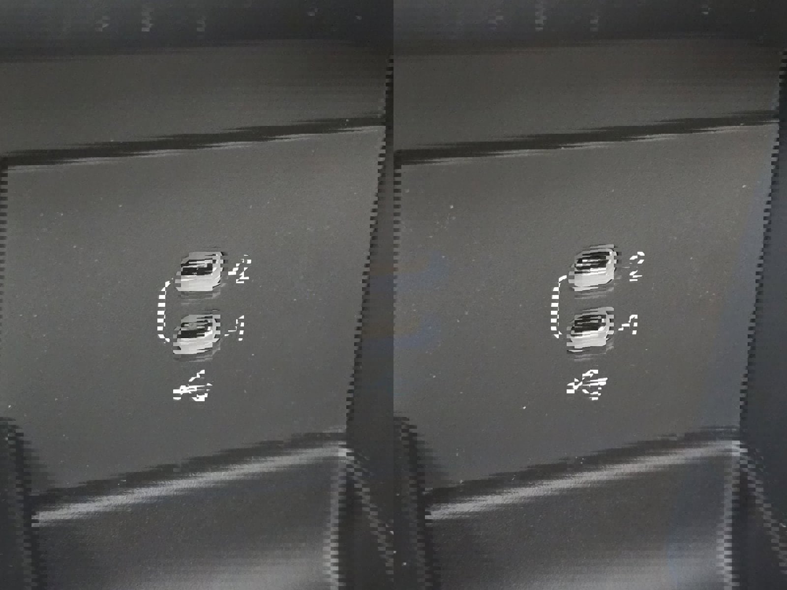 New 2026 Chrysler Pacifica Limited image 7