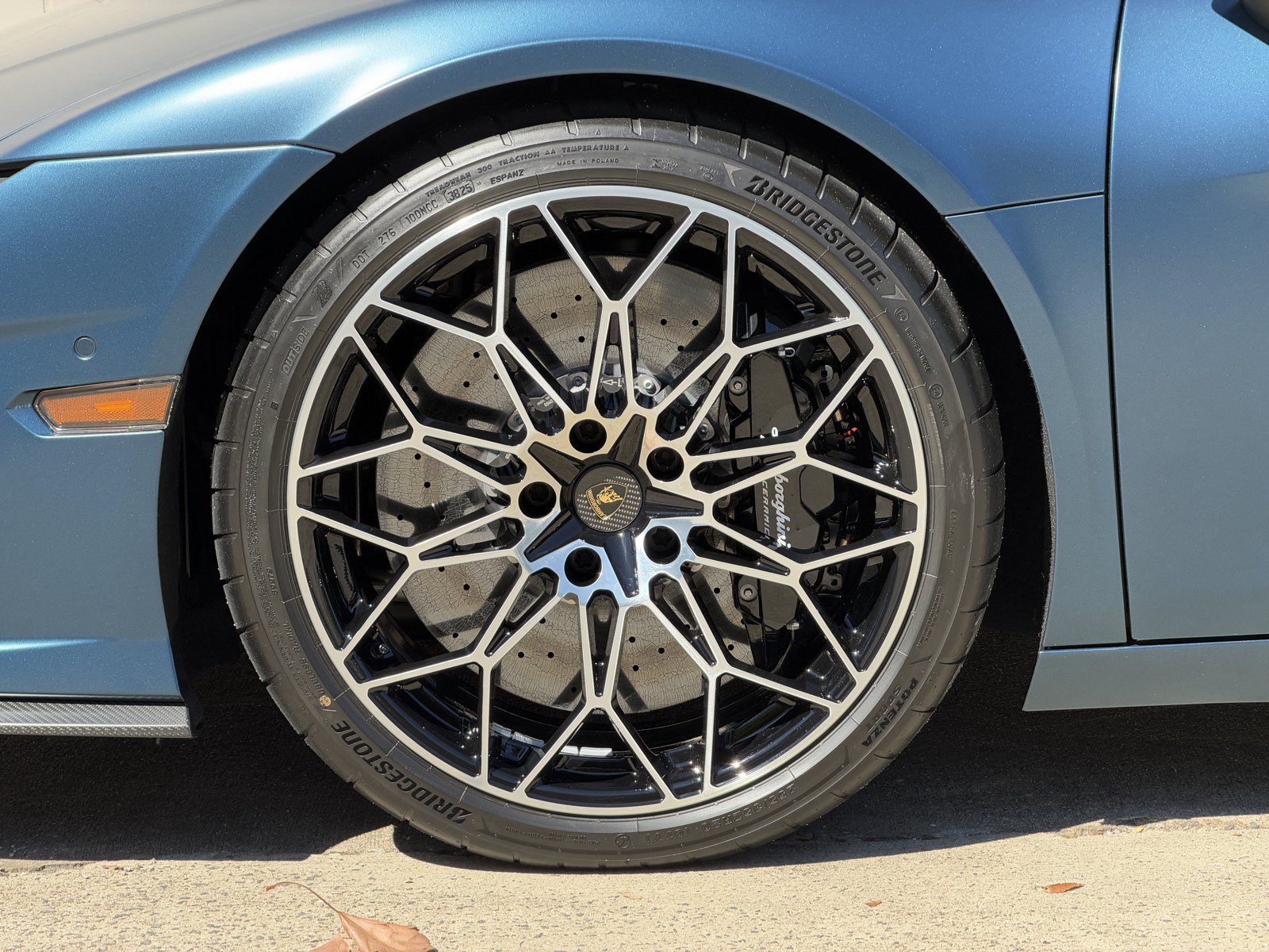 Used 2026 Lamborghini Temerario AWD/4WD image 12