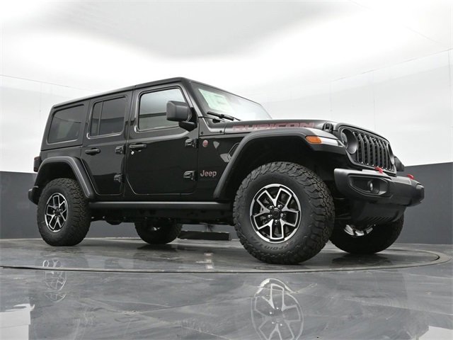 Used 2024 Jeep Wrangler Unlimited Rubicon w/ Technology Group image 40