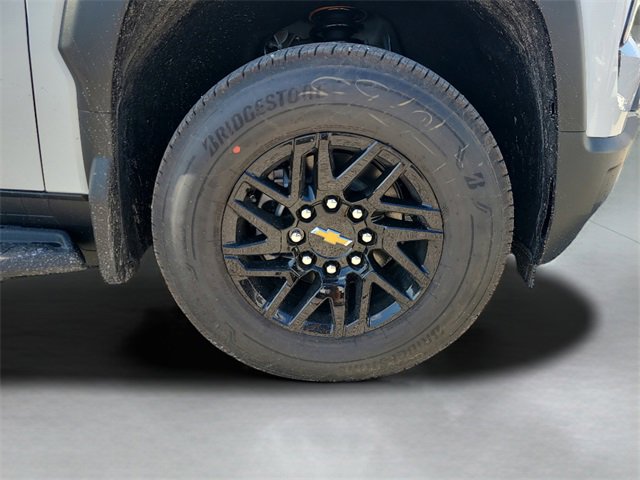 New 2026 Chevrolet Silverado EV LT image 7
