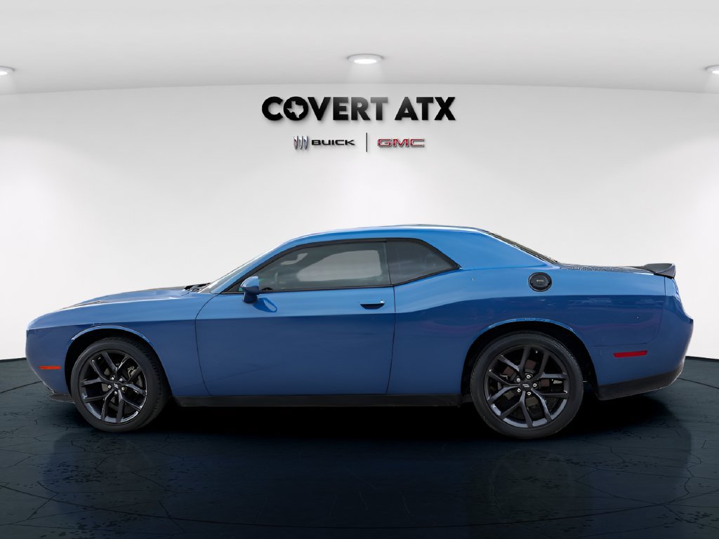 Used 2023 Dodge Challenger SXT w/ Blacktop Package RWD image 4