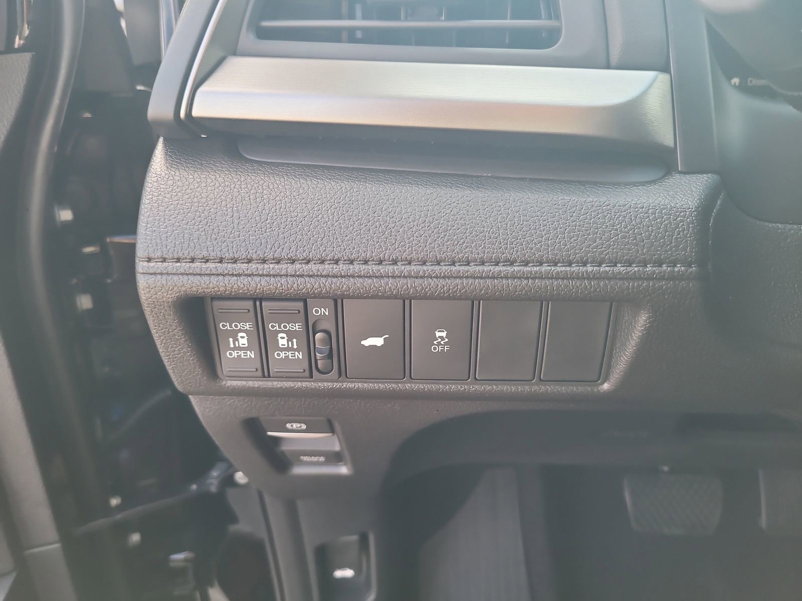 New 2026 Honda Odyssey EX-L image 16