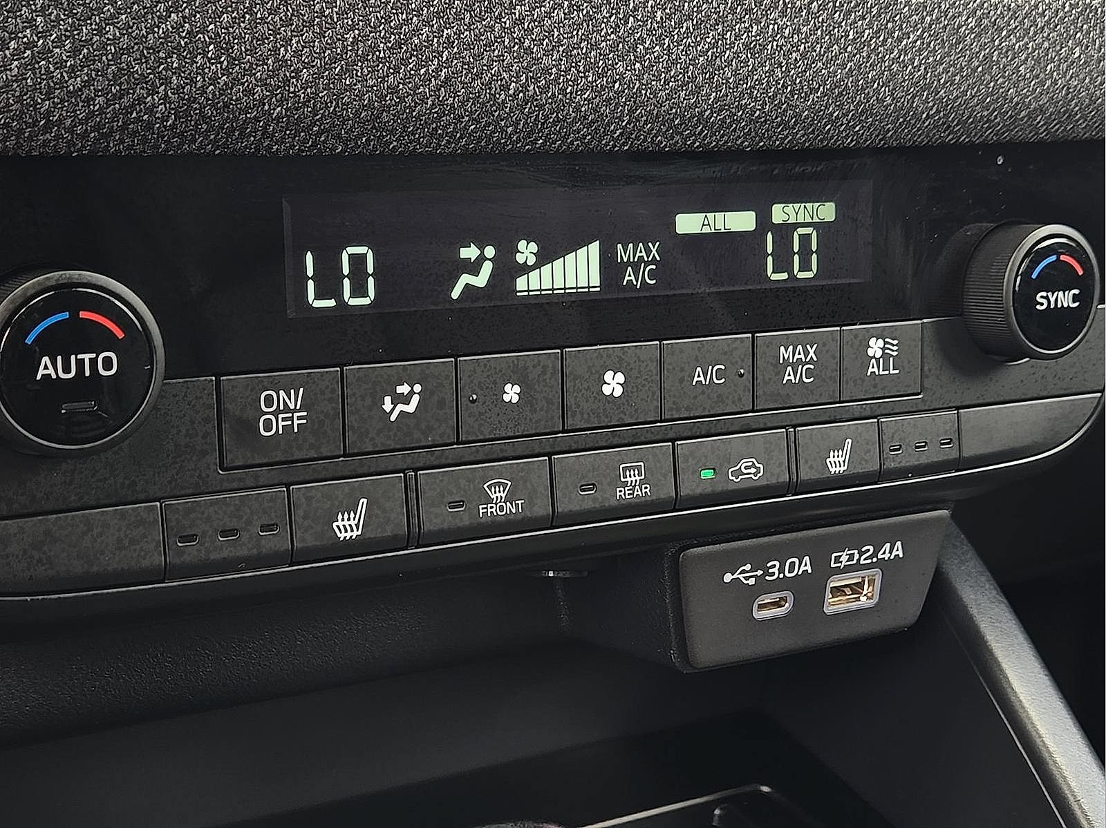 Certified 2026 Subaru Outback Premium AWD/4WD image 16