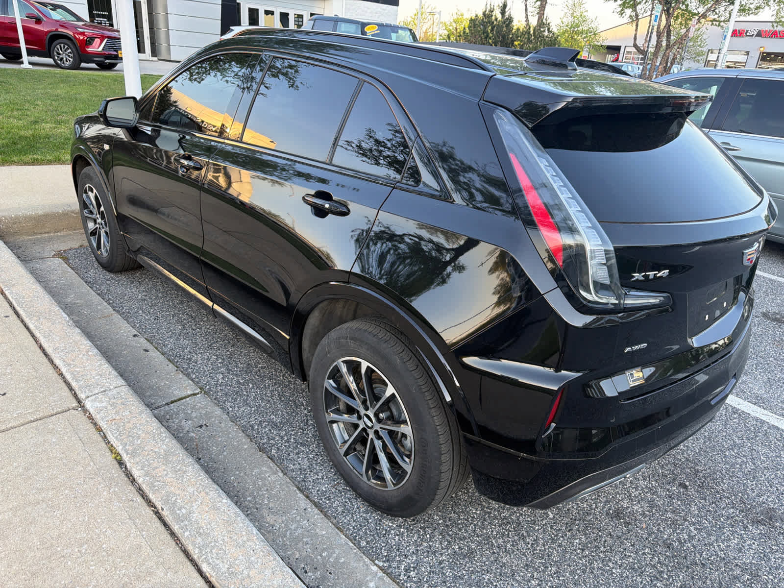 Used 2024 Cadillac XT4 Sport w/ Active Safety Package AWD/4WD image 6