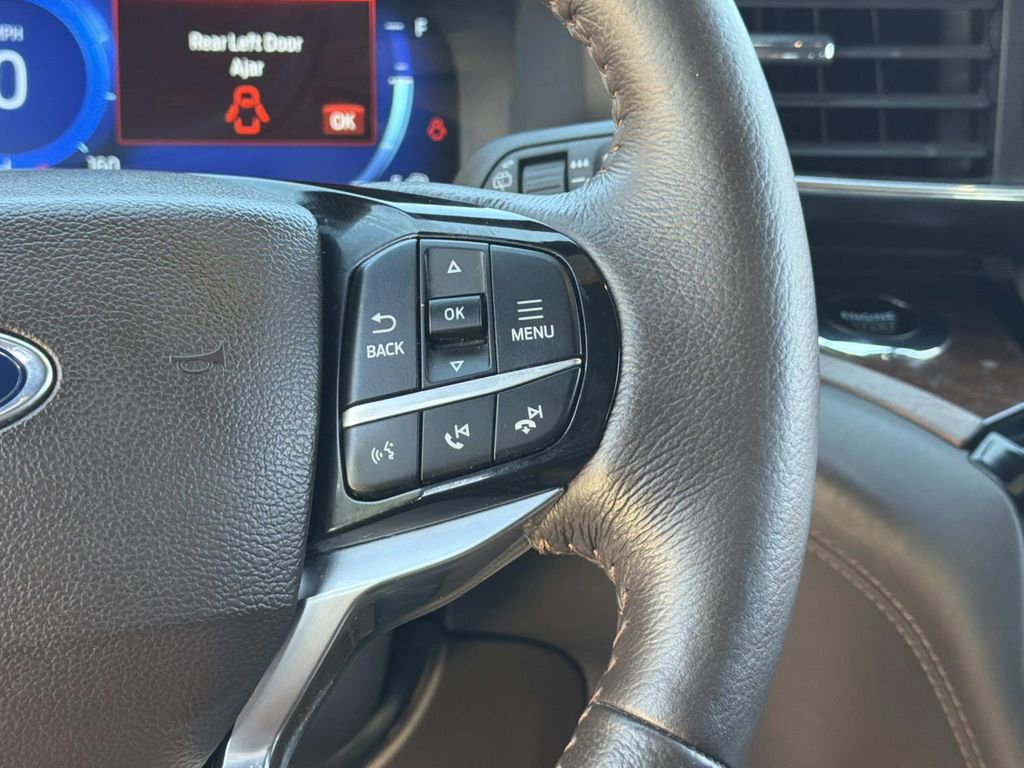 Used 2023 Ford Explorer King Ranch w/ Class IV Trailer Tow Package image 10