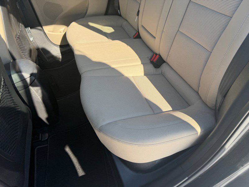 Used 2013 Hyundai Elantra GT image 18