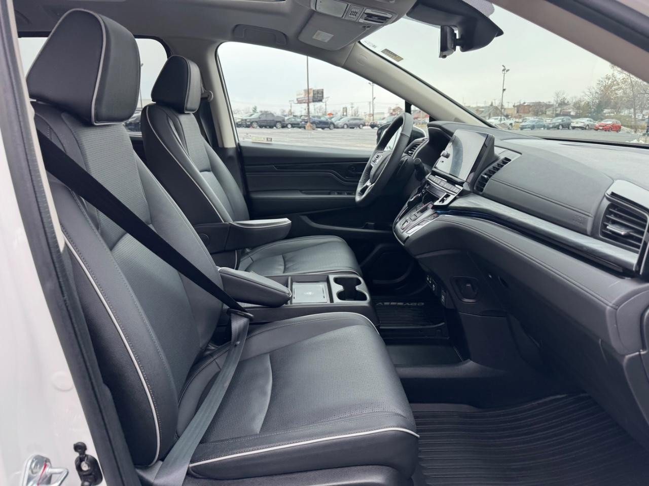 Certified 2026 Honda Odyssey Elite image 17