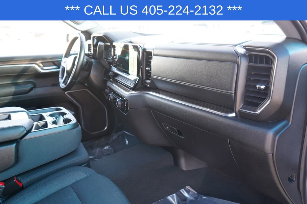 Used 2025 Chevrolet Silverado 1500 LT image 26