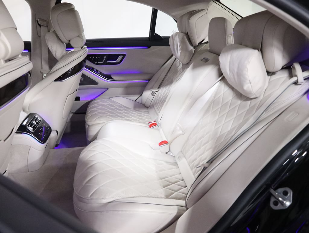 Certified 2022 Mercedes-Benz S 580 4MATIC Sedan w/ Rear Seat Package image 47