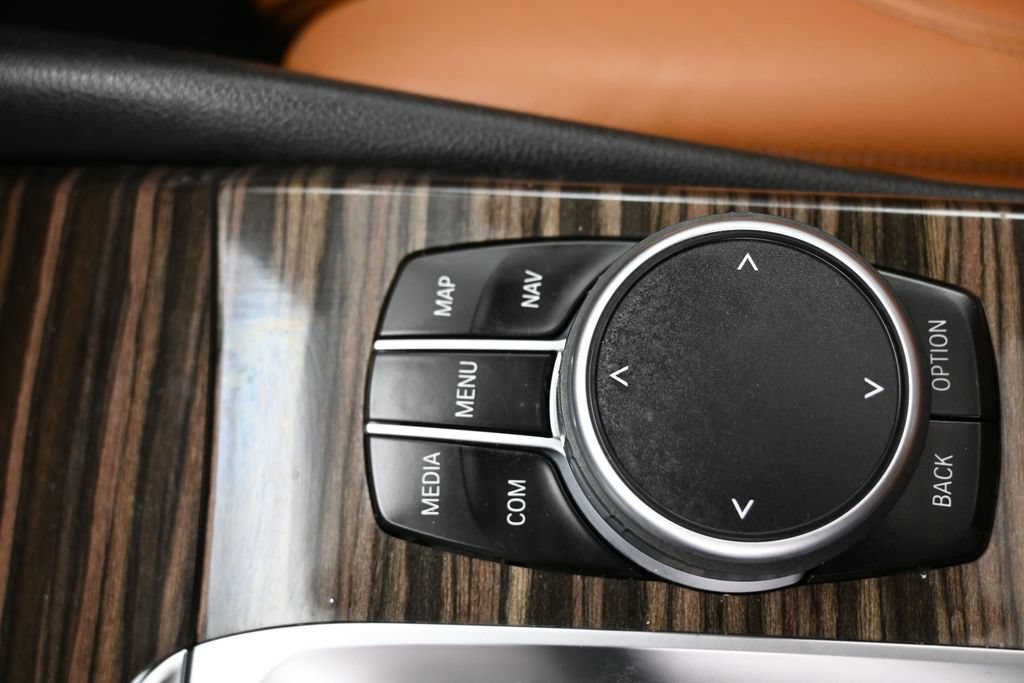 Used 2022 BMW 530i xDrive w/ Convenience Package AWD/4WD image 30