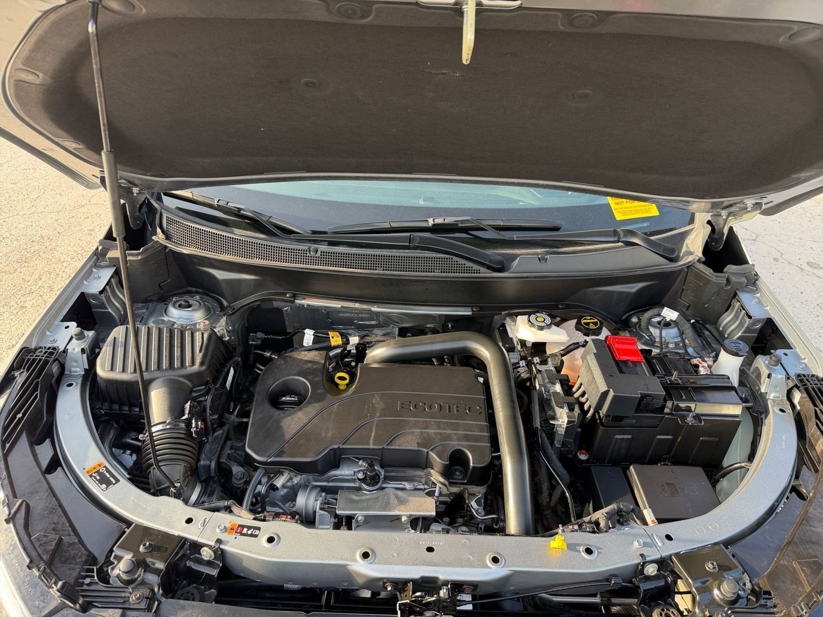 Used 2025 Chevrolet Equinox LT image 31