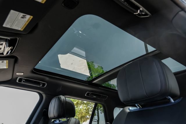 New 2026 Land Rover Range Rover SE AWD/4WD image 5