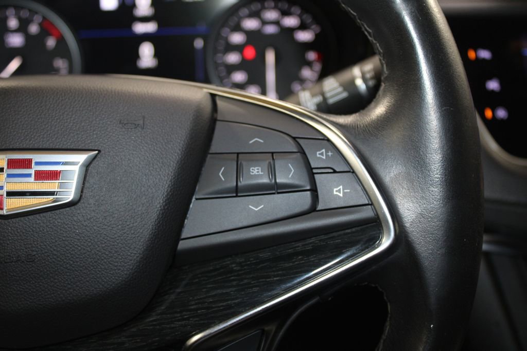 Used 2022 Cadillac XT5 Premium Luxury w/ Technology Package image 38