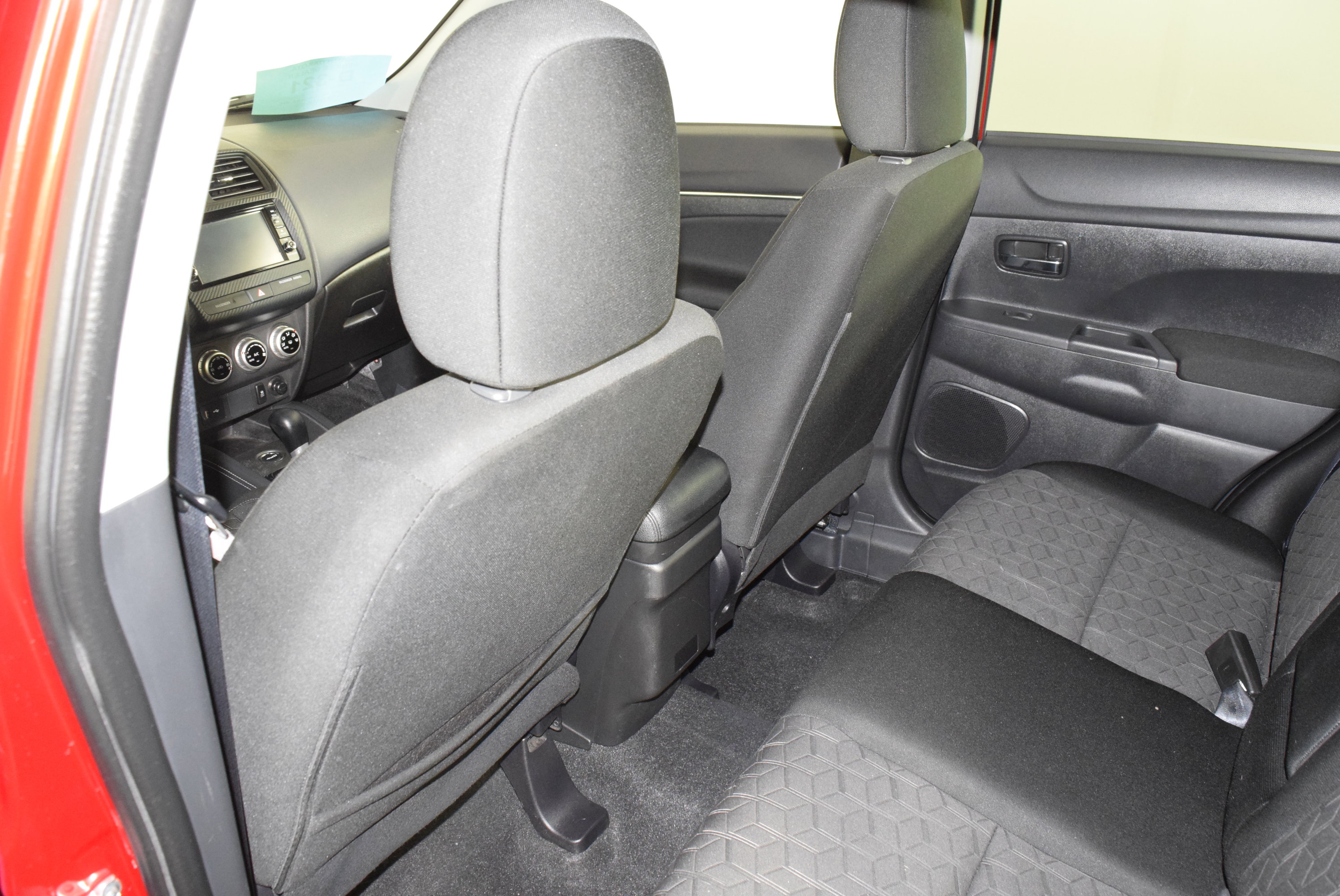 Used 2023 Mitsubishi Outlander Sport ES AWD/4WD image 45