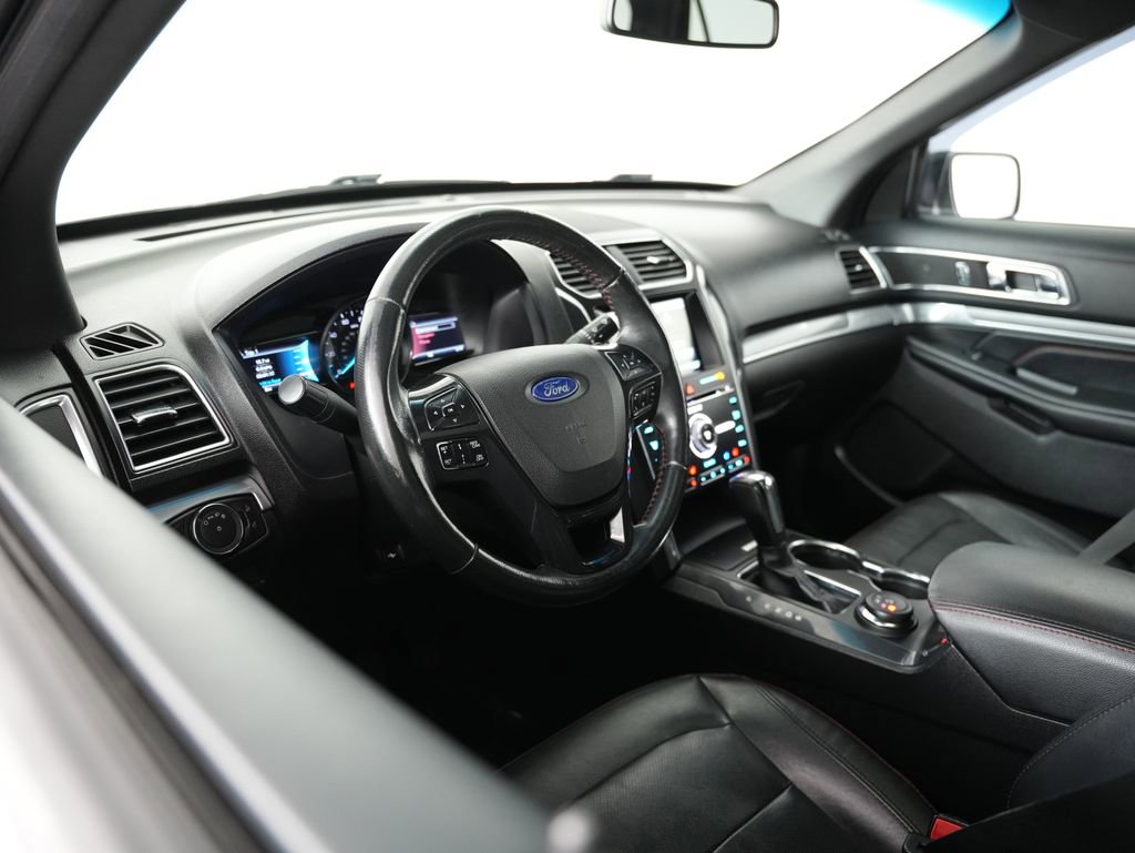 Used 2016 Ford Explorer Sport w/ Equipment Group 401A image 6