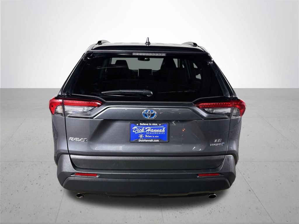 Used 2024 Toyota RAV4 LE AWD/4WD image 7