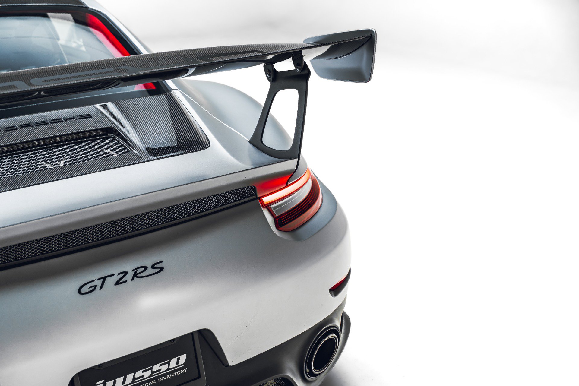 Used 2018 Porsche 911 GT2 RS RWD image 23