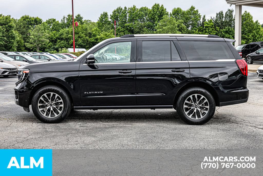 Used 2025 Ford Expedition Platinum AWD/4WD image 8