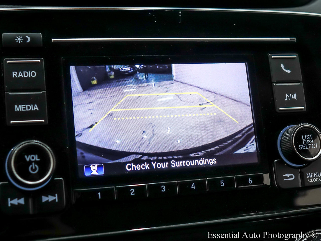 Used 2020 Honda CR-V LX image 21