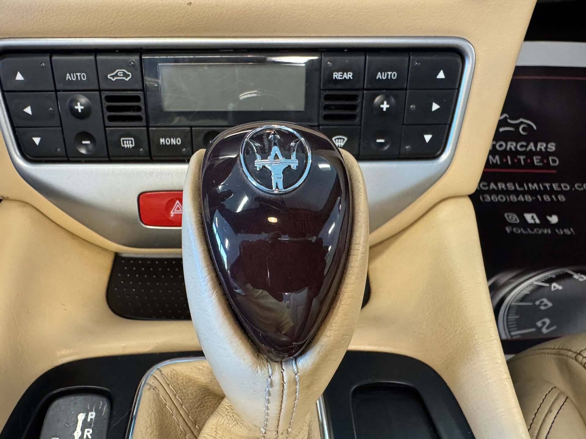 Used 2014 Maserati GranTurismo Convertible RWD image 46