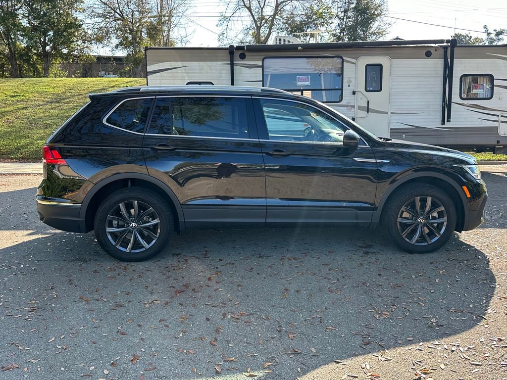 Used 2023 Volkswagen Tiguan SE image 15