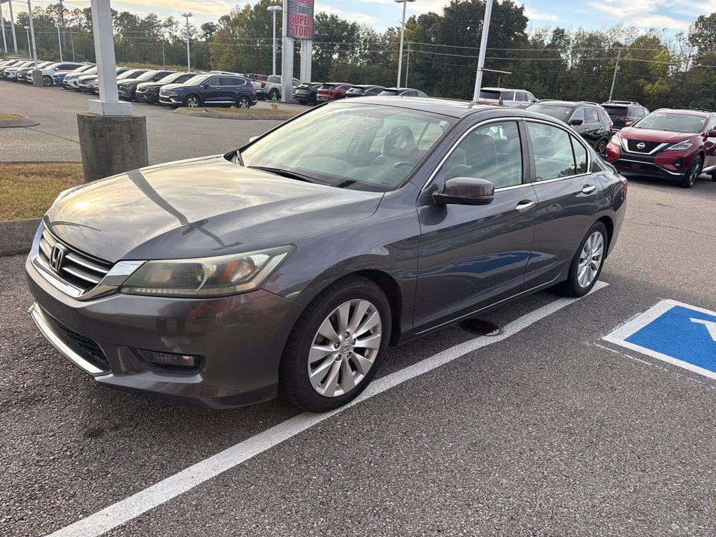 Used 2015 Honda Accord EX image 2
