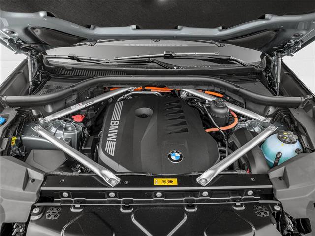New 2026 BMW X5 xDrive50e w/ Executive Package AWD/4WD image 8