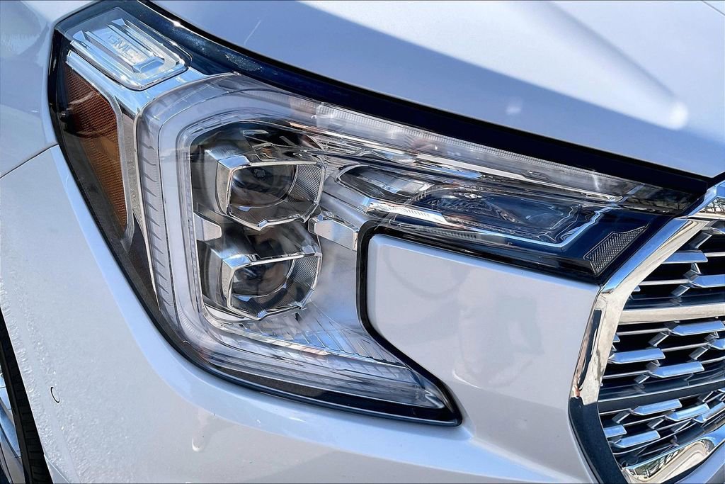 Used 2023 GMC Terrain Denali w/ Denali Premium Package image 28