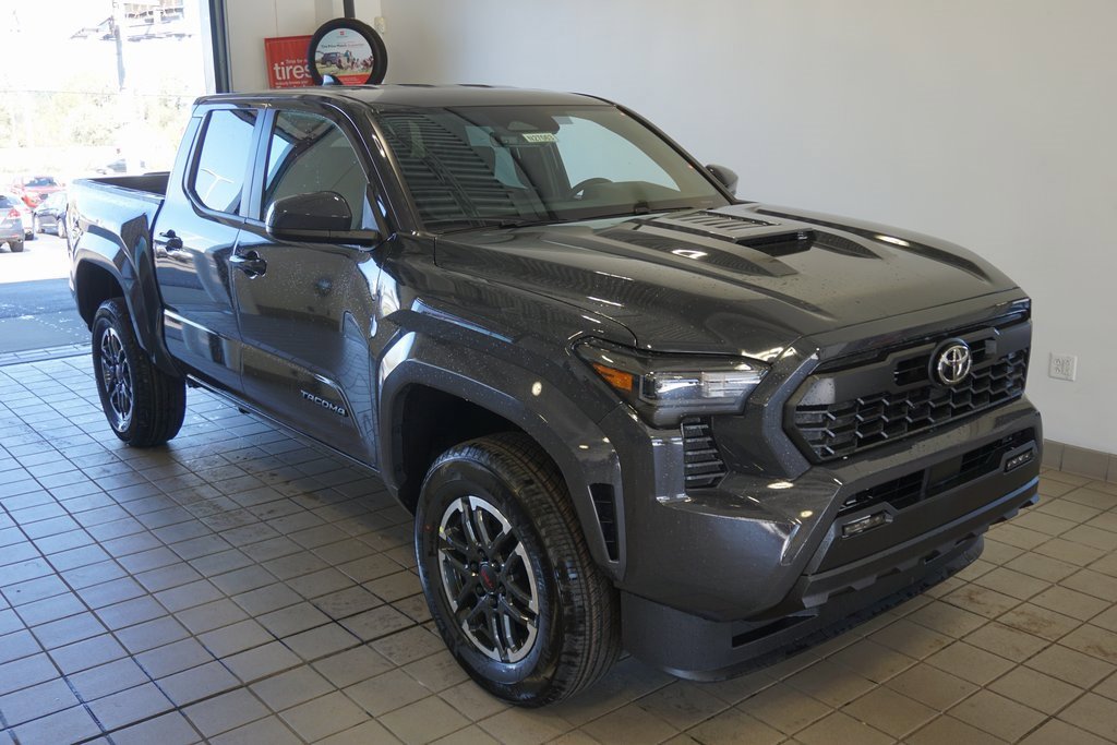 New 2025 Toyota Tacoma TRD Sport image 2