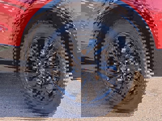 Used 2024 Buick Encore GX Sport Touring image 12