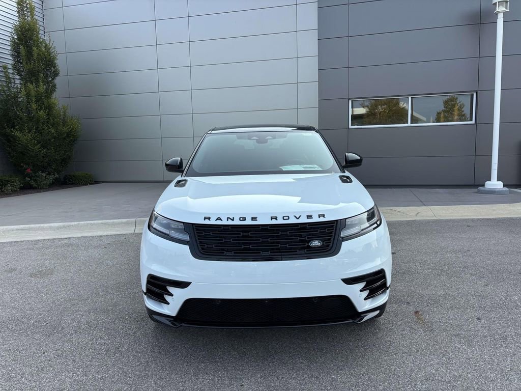 New 2026 Land Rover Range Rover Velar Dynamic SE image 2