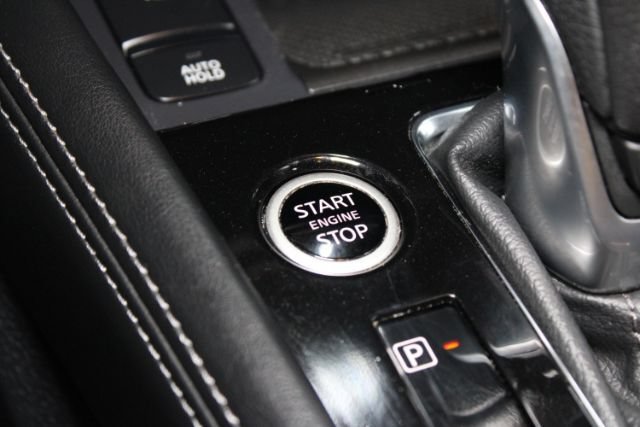 Used 2021 Nissan Kicks SR w/ SR Premium Package FWD image 16
