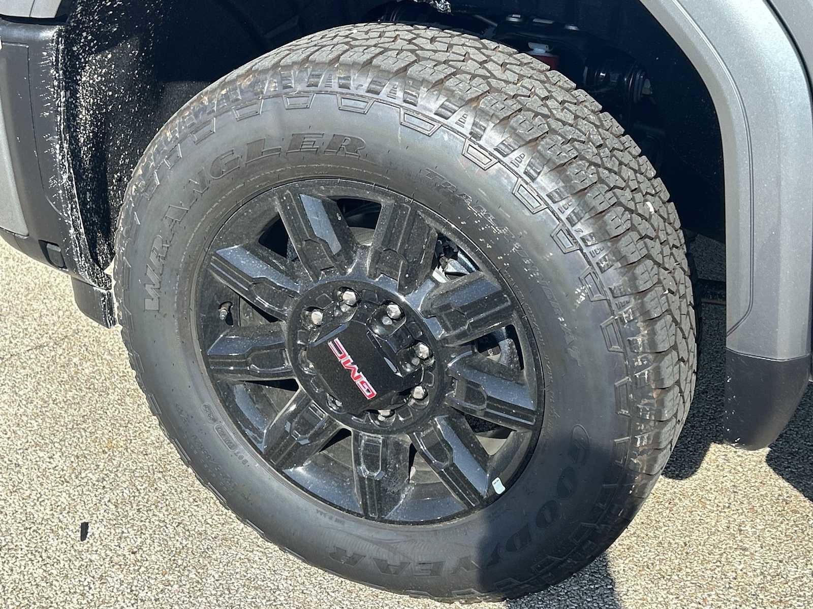 New 2026 GMC Sierra 2500 AT4 image 31