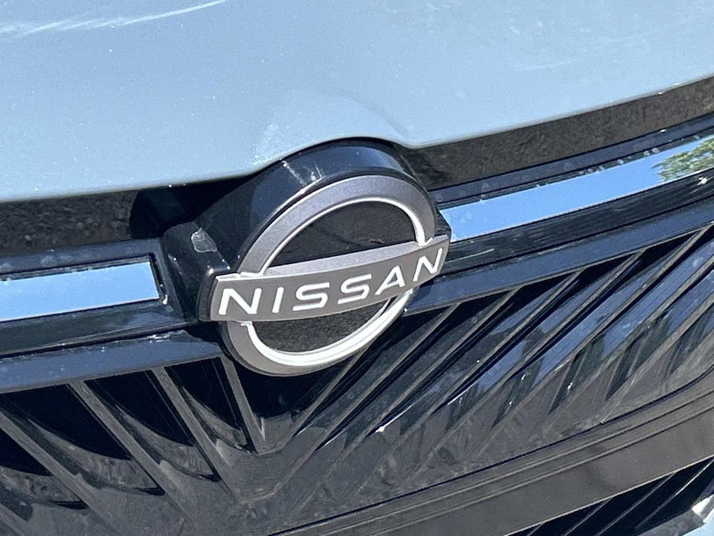 New 2026 Nissan Sentra SR w/ Floor Mat Package FWD image 11